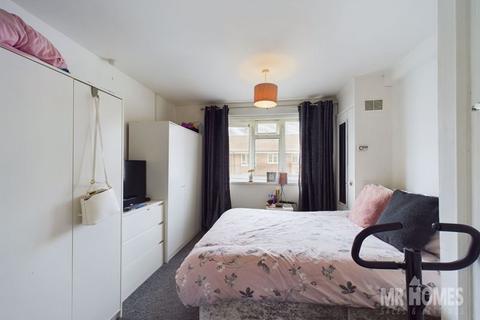 1 bedroom flat for sale, St Davids Crescent, Ely, Cardiff CF5 4GP