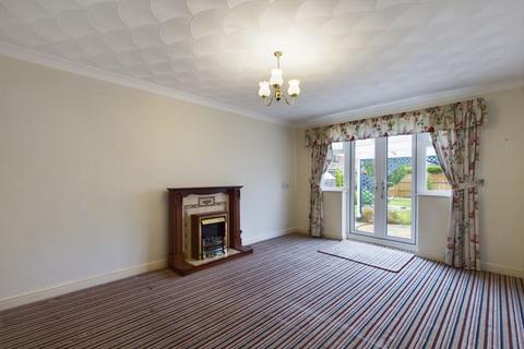 2 bedroom detached bungalow for sale, Whelpton Close, Horncastle