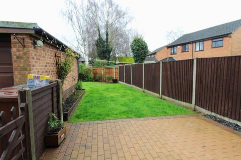 3 bedroom semi-detached house to rent, Blyton Grove, Lincoln