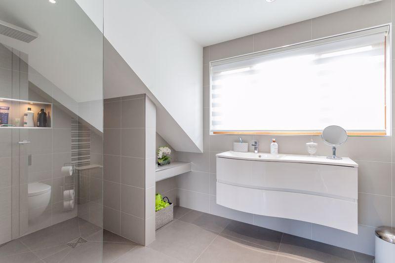 Bedroom 4 En-suite