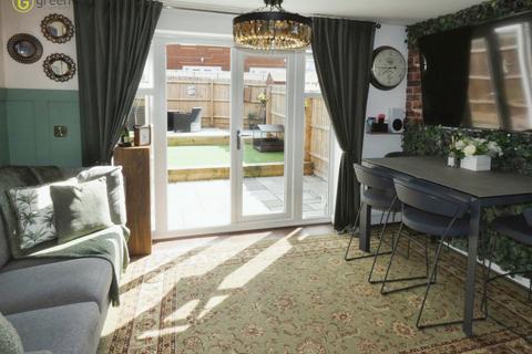 2 bedroom end of terrace house for sale, Steventon Close, Tamworth B78