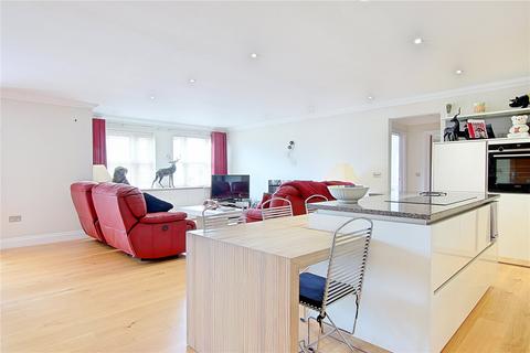 2 bedroom flat for sale, Sea Avenue, Rustington, Littlehampton, West Sussex, BN16