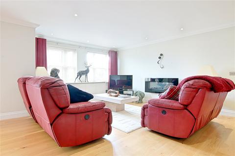 2 bedroom flat for sale, Sea Avenue, Rustington, Littlehampton, West Sussex, BN16