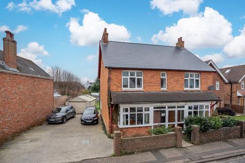 4 bedroom detached house for sale, Guilden Road, Chichester