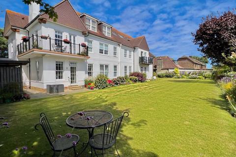 Sea View Apartment, Aldwick Avenue