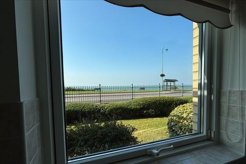 2 bedroom retirement property for sale, Anchorage Court, Lee on the Solent, PO13