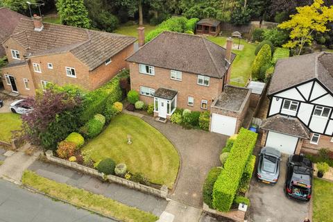 3 bedroom detached house for sale, High Beeches, Gerrards Cross