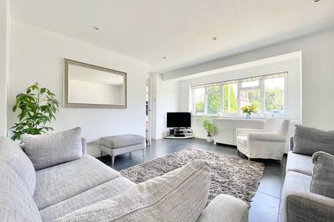 4 bedroom detached house for sale, Bridle Road, Esher