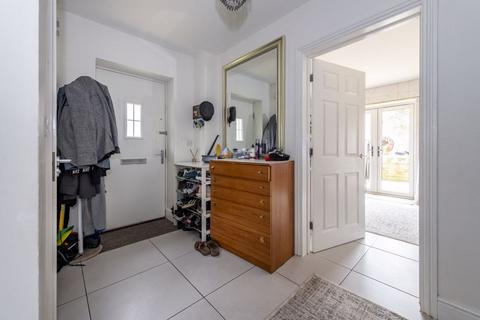 7 Centenary Drive, Heathfield, TN21 0FR