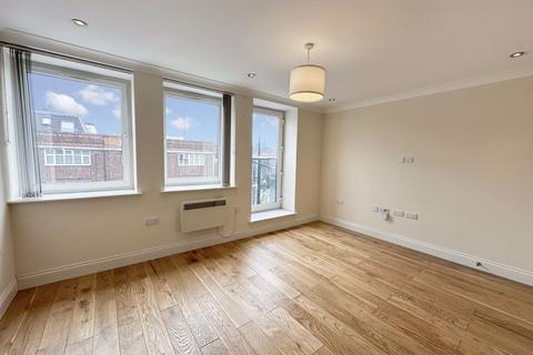 1 bedroom flat to rent - High Street, Slough, SL1