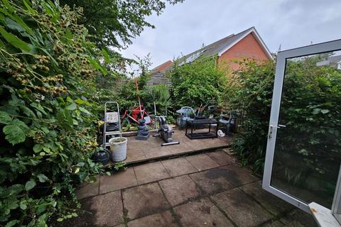 2 Dobbs Mill Close, Selly Park, Birmingham, B29 7NQ