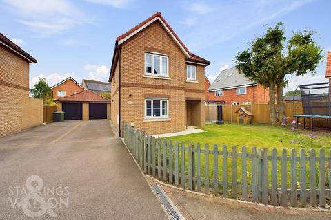 4 bedroom detached house for sale, Evora Road, Wymondham