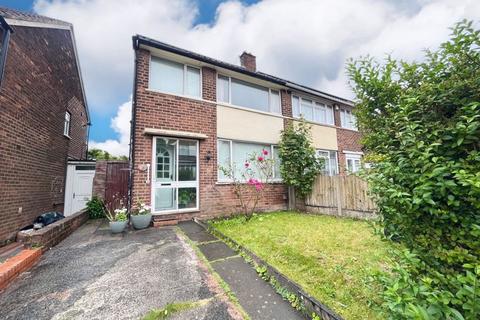 3 bedroom semi-detached house for sale, Leslie Rise, Oldbury B69