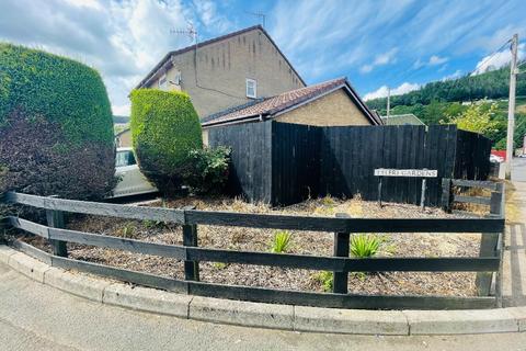 3 bedroom semi-detached house for sale, Tyleri Gardens, Victor Road, Cwmtillery, Abertillery