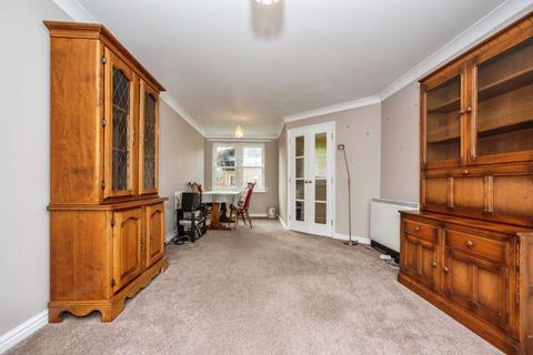 1 bedroom retirement property for sale, Glen View, Gravesend DA12