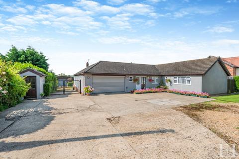 4 bedroom detached bungalow for sale, Haddenham, Ely