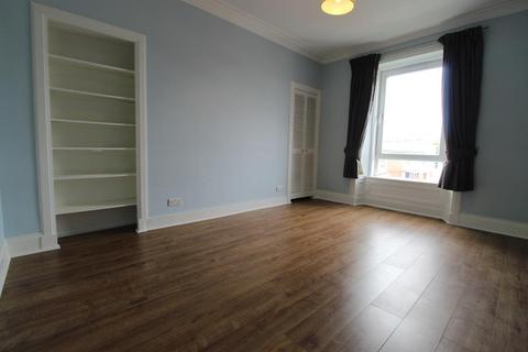 4 bedroom flat to rent, Bedford Road, Aberdeen, AB24