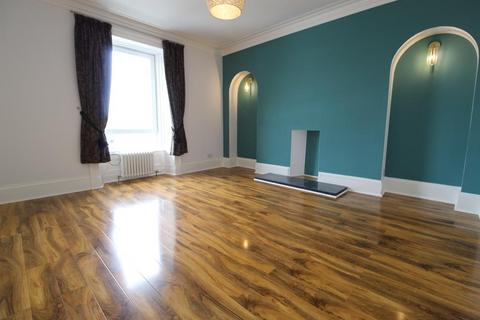 4 bedroom flat to rent, Bedford Road, Aberdeen, AB24