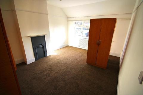 4 bedroom semi-detached house to rent, NEELD CRESCENT, WEMBLEY, MIDDLESEX, HA9 6LW