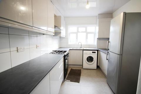 4 bedroom semi-detached house to rent, 2 NEELD CRESCENT