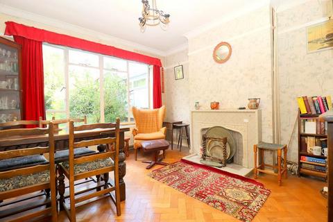 19 Bushmead Road, Luton, LU2 7EU