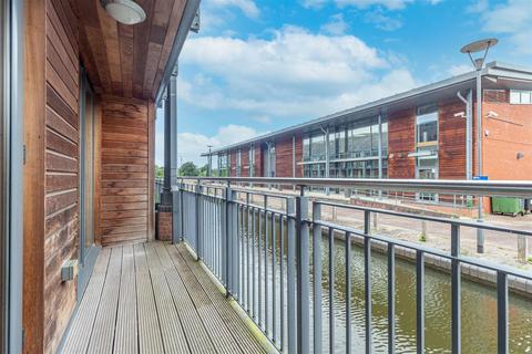 12 Basin Road, Worcester, WR5 3GA
