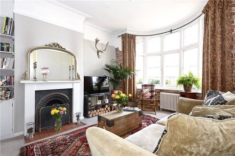88 Hallowell Road, Northwood, HA6 1DS