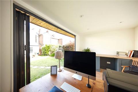 88 Hallowell Road, Northwood, HA6 1DS