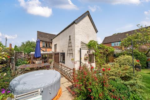 2 bedroom detached house for sale, The Cross, Ripple, Tewkesbury