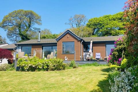 6 Chycoose Parc, Point, Truro, TR3 6NT