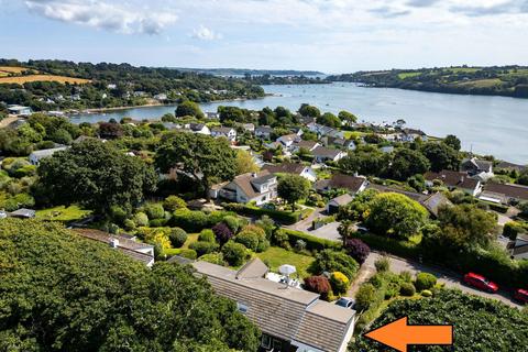 6 Chycoose Parc, Point, Truro, TR3 6NT