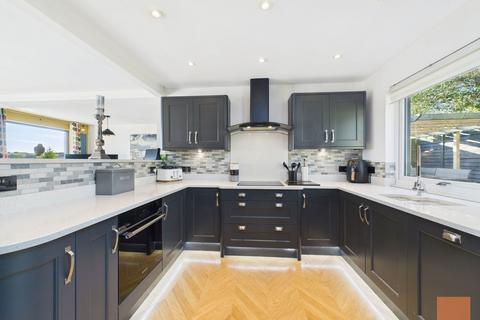 6 Chycoose Parc, Point, Truro, TR3 6NT