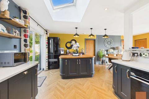 6 Chycoose Parc, Point, Truro, TR3 6NT