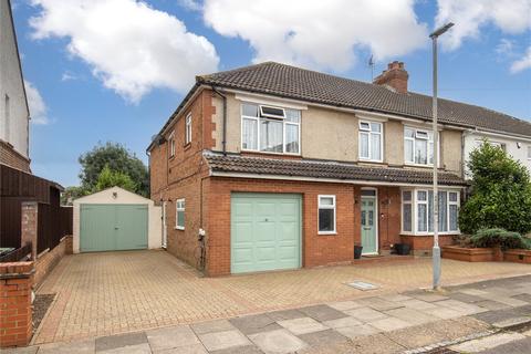 5 bedroom semi-detached house for sale, Lothair Road, Bedfordshire LU2