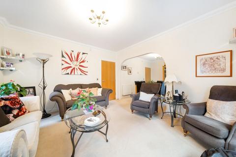 3 bedroom penthouse for sale, Jubilee Lodge, Uxbridge Road, Stanmore HA7