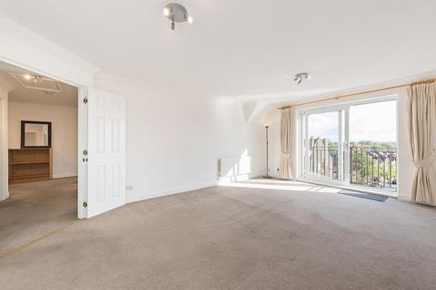 2 bedroom flat to rent, 85 Worple Road, London SW19