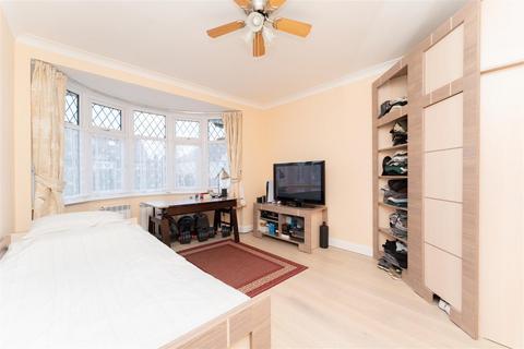 5 bedroom semi-detached house for sale, Clitherow Avenue, London