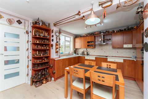 75 Clitherow Avenue, London, W7 2BL