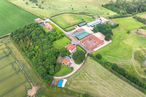 4 bedroom farm house for sale, Hemingby Road, Horncastle LN9