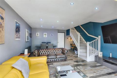 51 Pendle Crescent, Nottingham, NG3 3DU