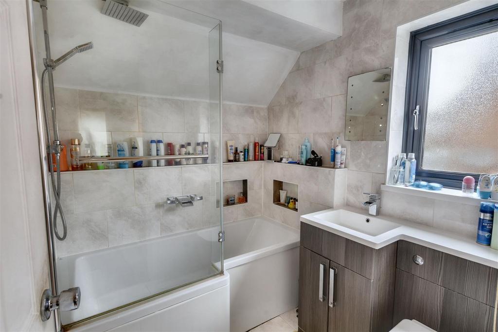 Bathroom.jpeg