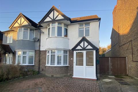 1 bedroom flat for sale, Blenheim Road, Harrow