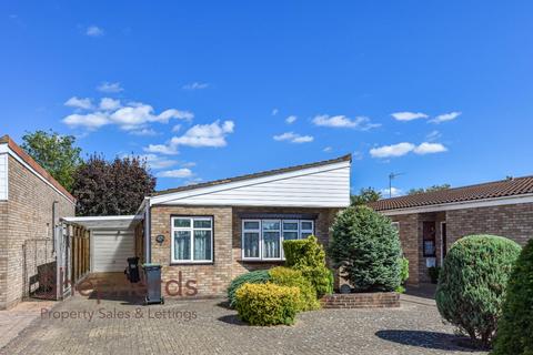 2 bedroom detached bungalow for sale, Great Meadow, Broxbourne EN10