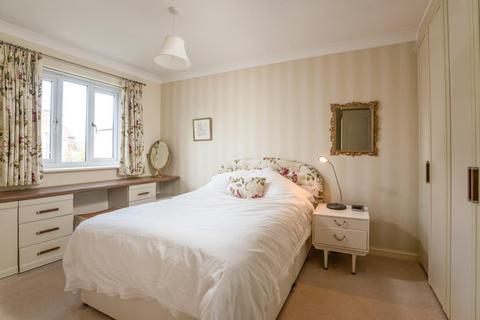 4 bedroom end of terrace house for sale, Lock Close, Stratford-upon-Avon