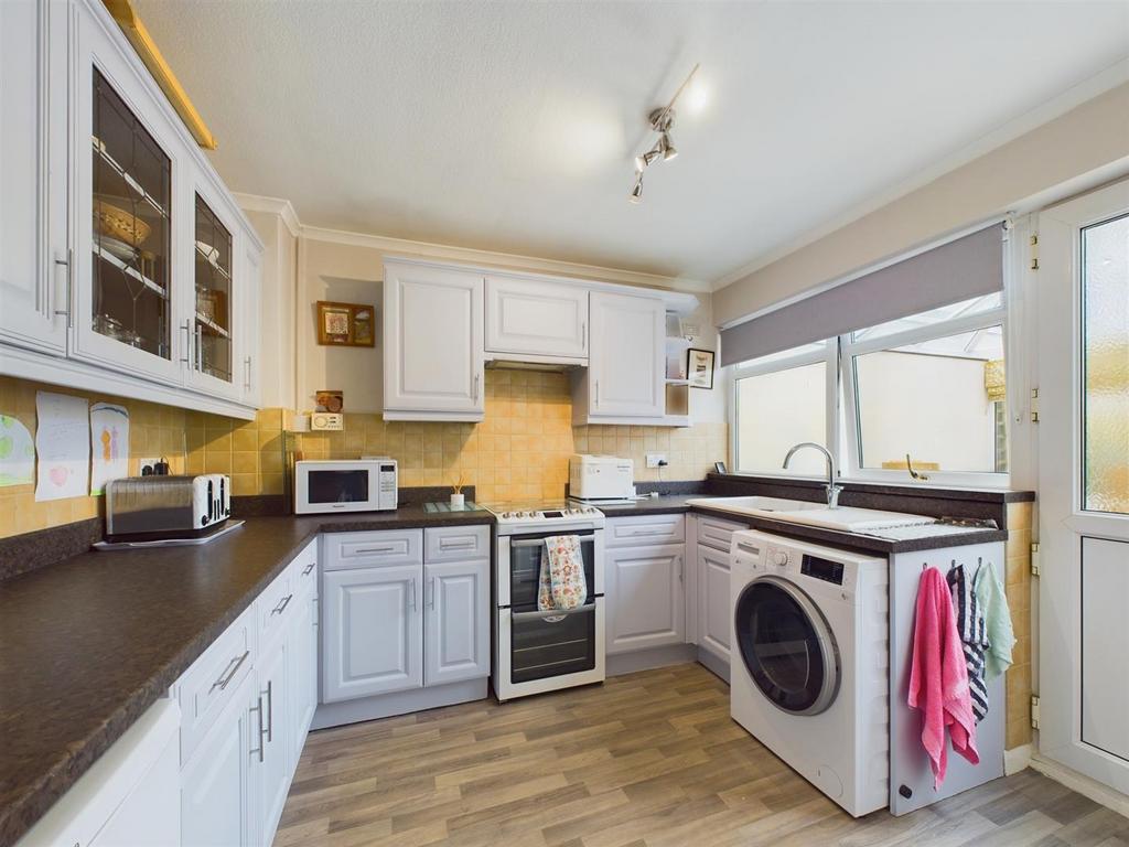 Fitted Kitchen