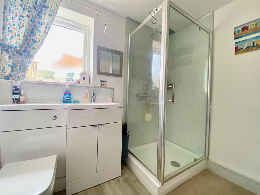 Shower/utility