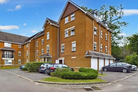 2 bedroom flat for sale, Worth Park Avenue, Pound Hill RH10