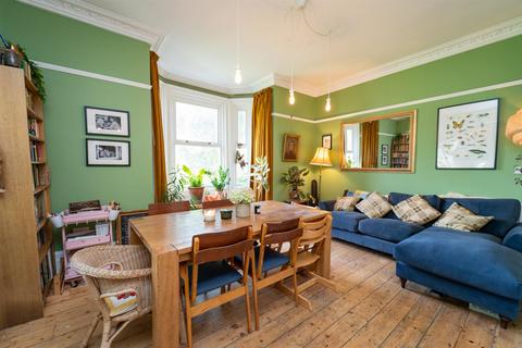 17 Mayfield Road, Manchester, M16 8FU