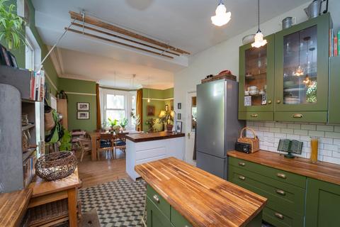17 Mayfield Road, Manchester, M16 8FU
