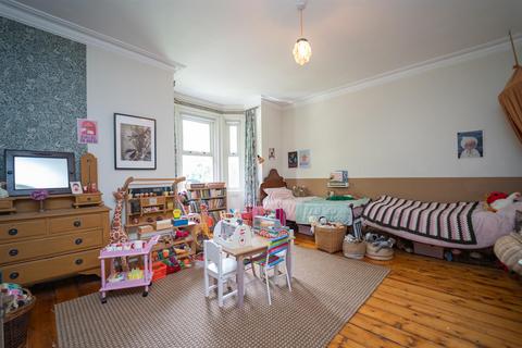 17 Mayfield Road, Manchester, M16 8FU